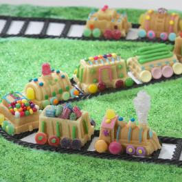 Moule à Gâteau Nordicware® | 9 Petits Trains